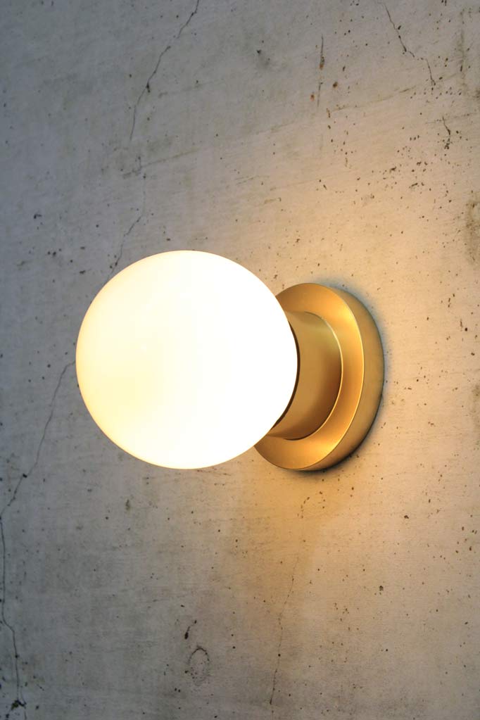 Globe Wall Light – Fat Shack Vintage - Main Image