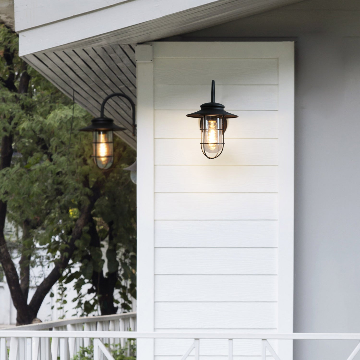Outdoor Wall Lights