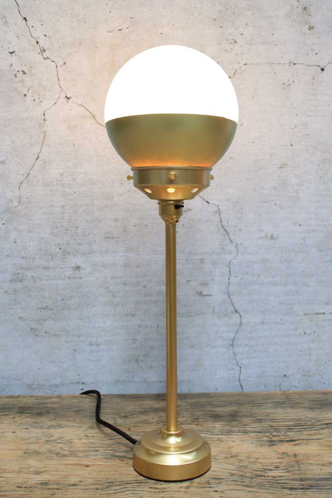 Crown Sphere Table Lamp – Fat Shack Vintage - Main Image
