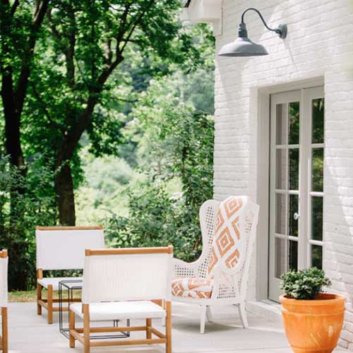 5 Ways To Prettify Your Outdoor Area