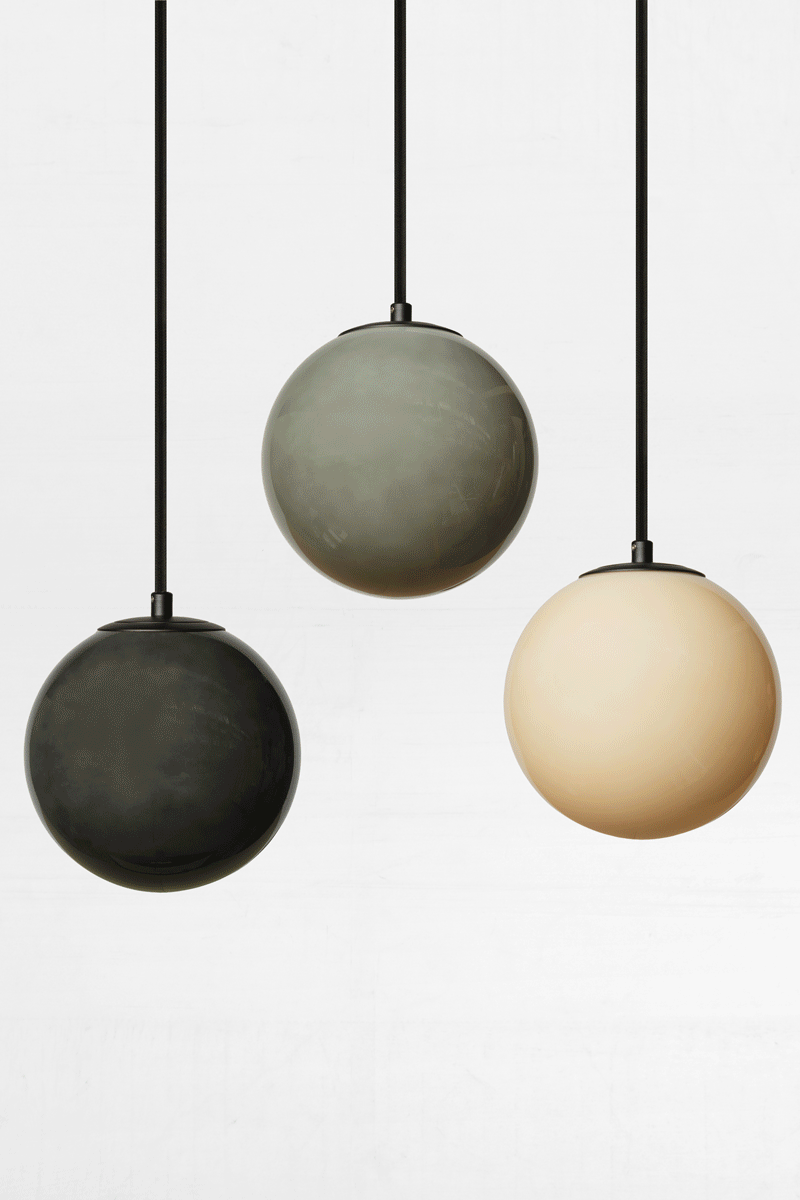 Gif showing the colour change in the three different finishes of the glass ball shades. 