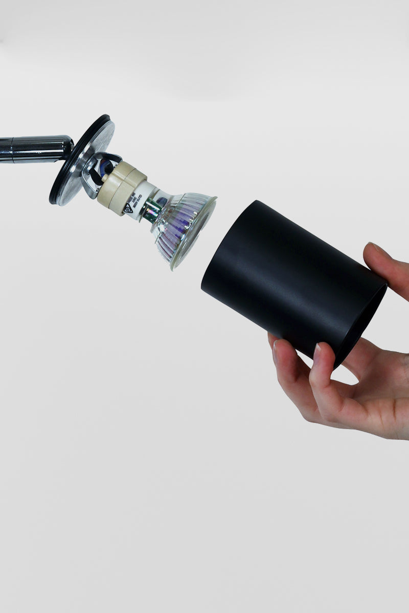 Image showing the easily removable lamp shade for easy bulb replacement. 