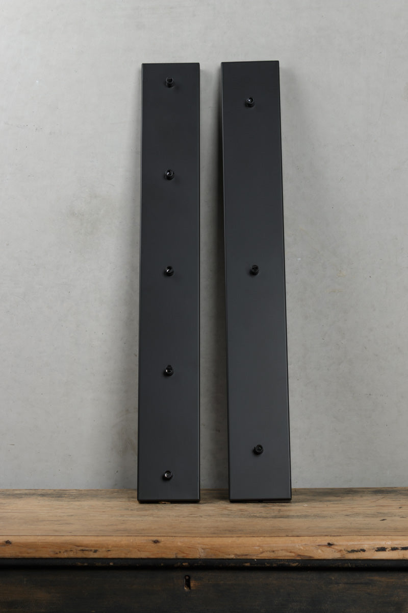 760mm black, retangular eiling rose in a 3 and 5 drop.