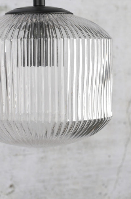 Steller clear reeded glass shade with no bulb on