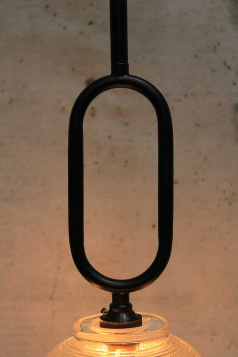 black loop cord