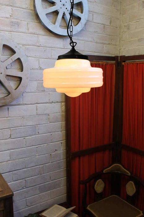 schoolhouse pendant light with chain suspension