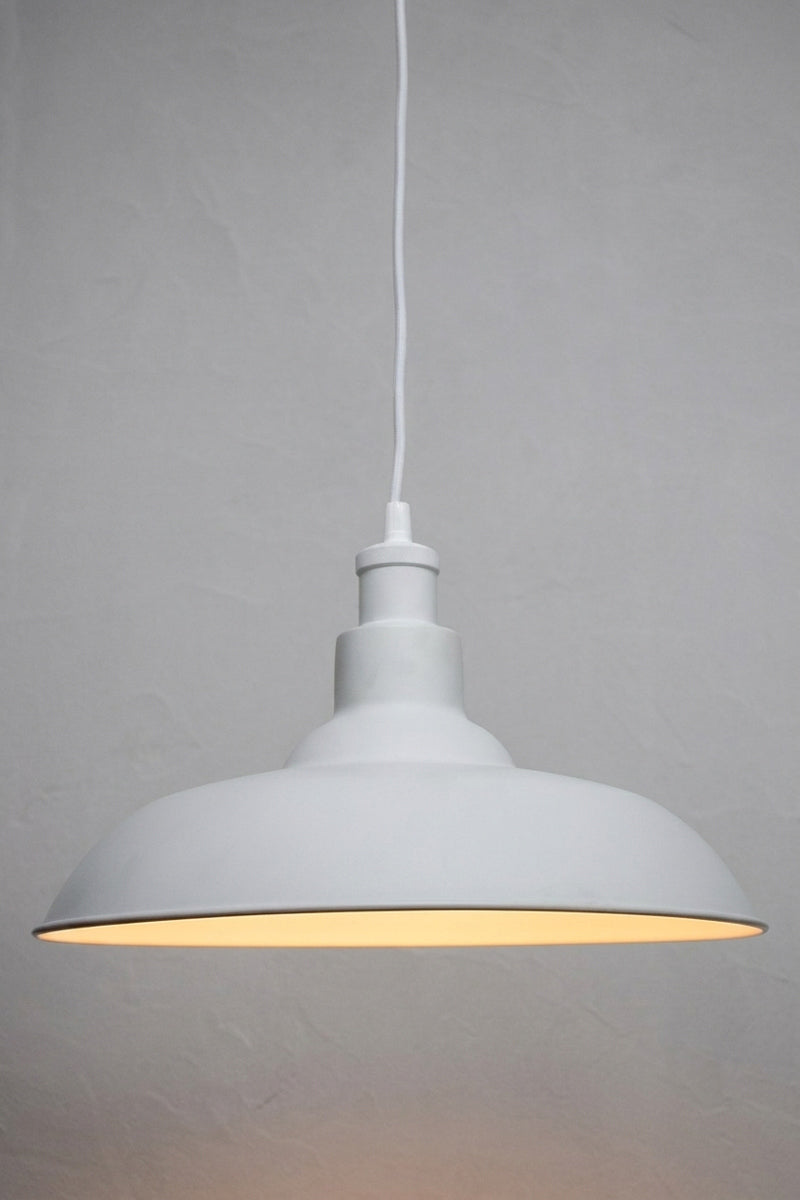 White Bullpit pendant shade with white cord