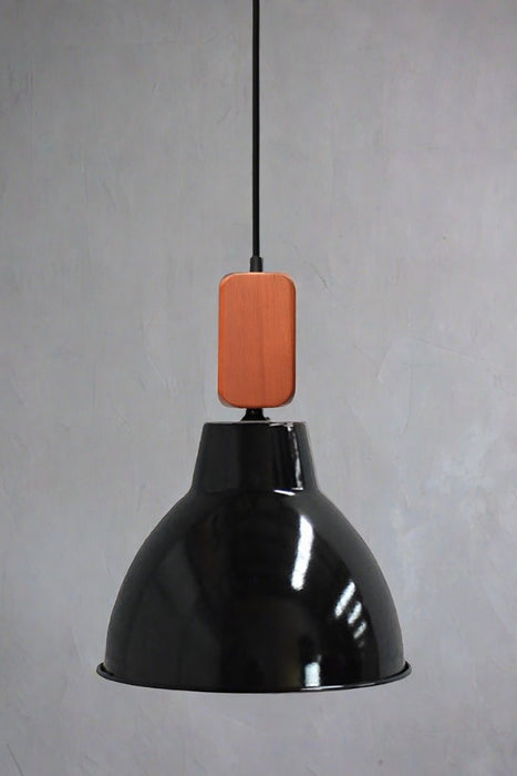 black pendant light