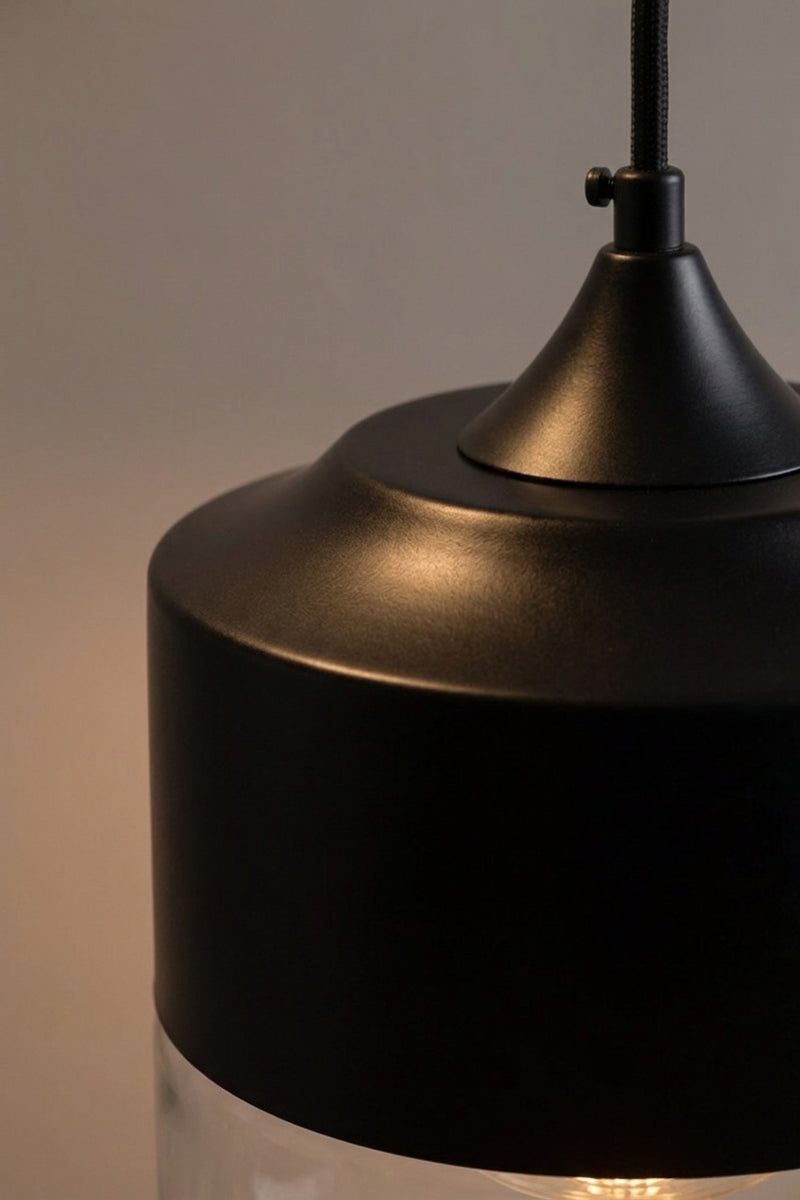Close up of version B's metal cap detailing.  
