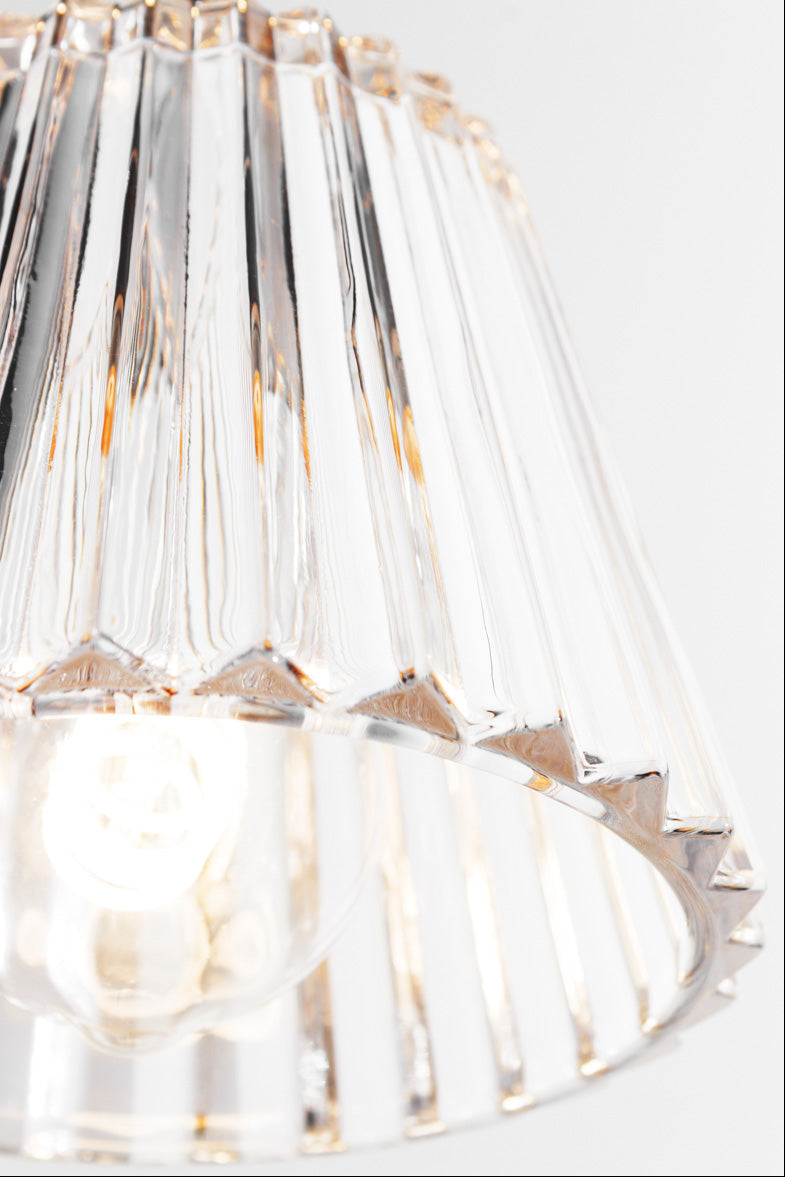 Davis Glass shade close up with detailing. 