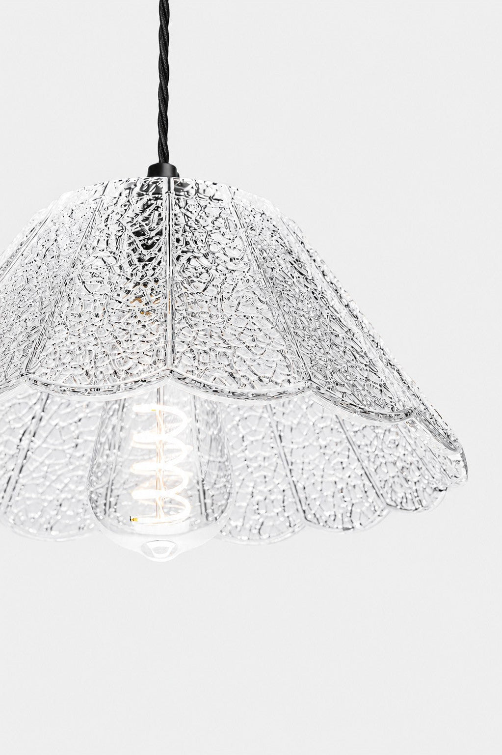 Close up of the clear crackle glass shade.
