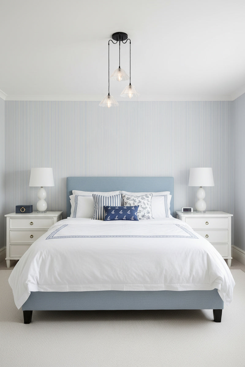 3 drop light in Hamptons style bedroom