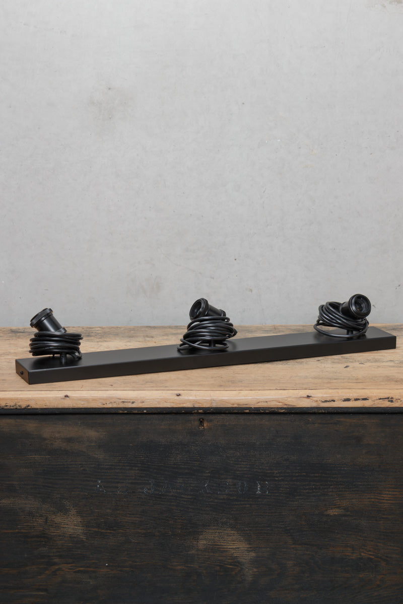 Black 760mm length, linear pendant fixture with E27 lampholders. 