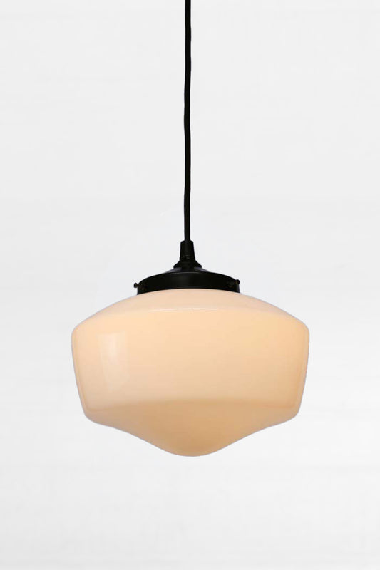 Black round pendant cord with medium shade