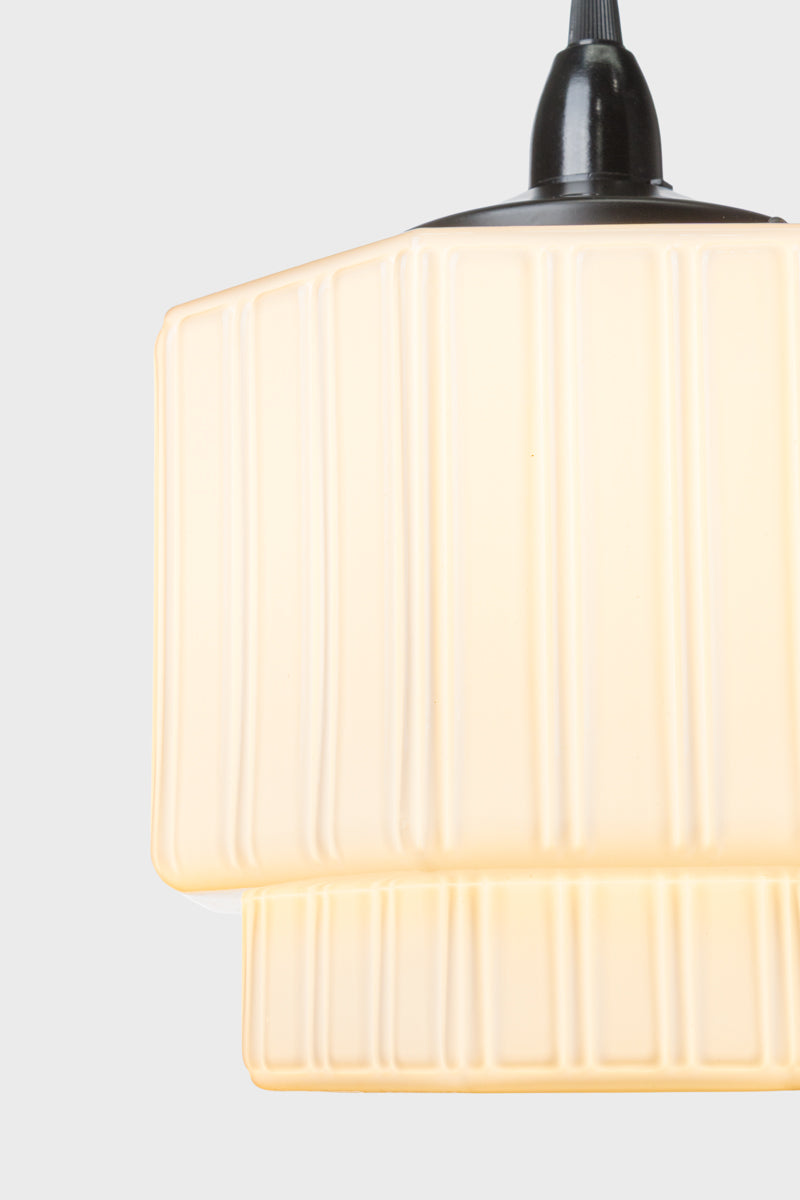 Close up of the unique fluted detailing on the opal step shade. 
