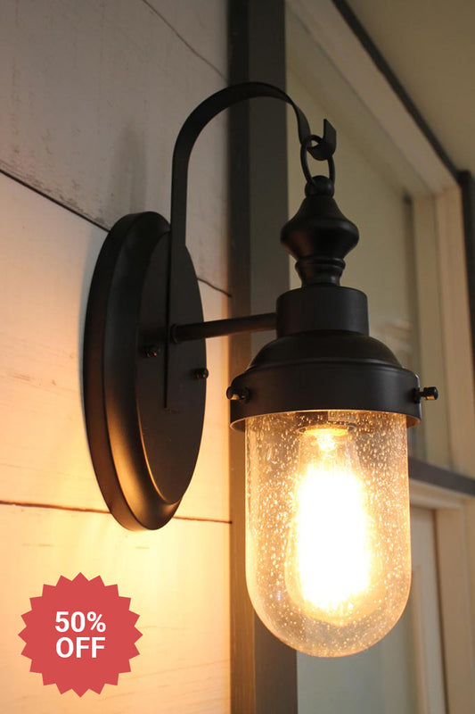 Steel wall light in a black finish