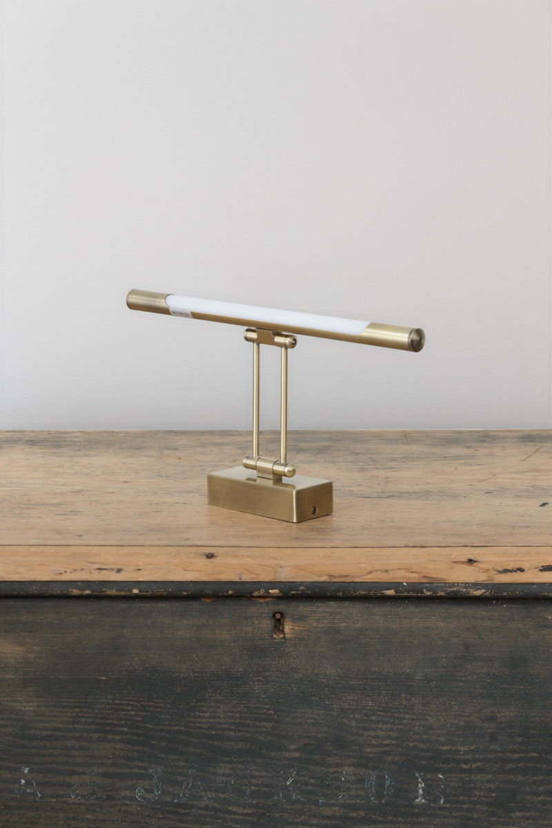 Uninstalled small brass picture light