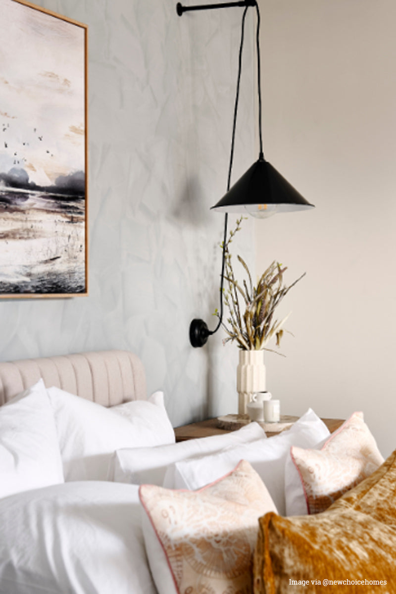 Image via @newchoicehomes: Black cone pulley pendant as bedside lights. 