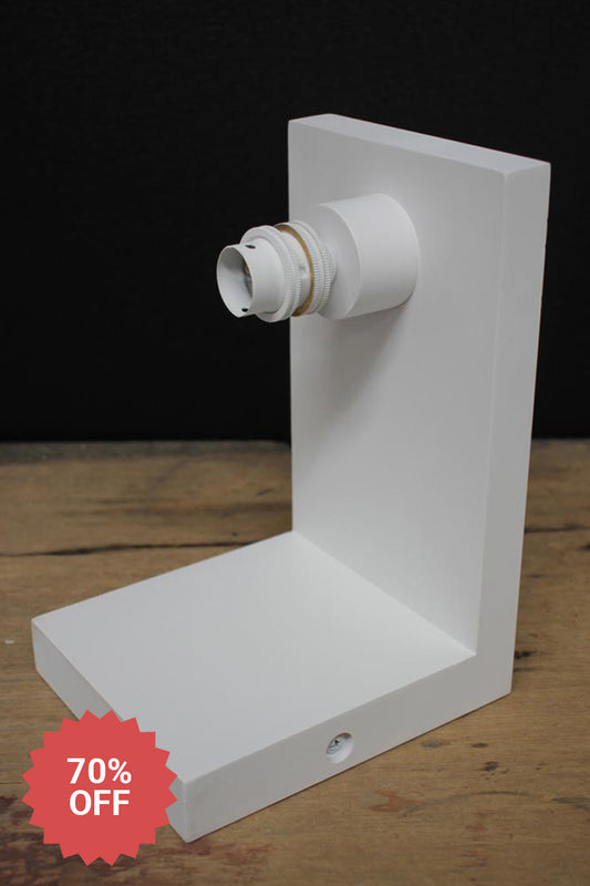 White right angled wood wall sconce with B22 lampholder