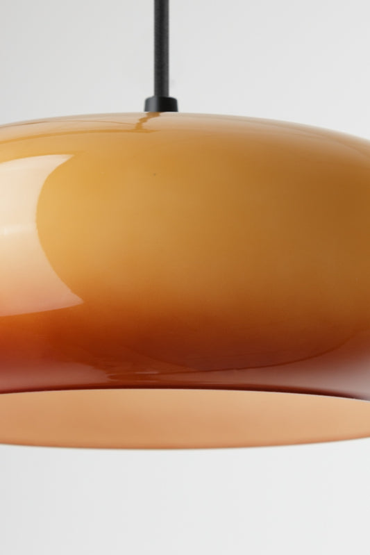 Video detailing the avoca glass shade