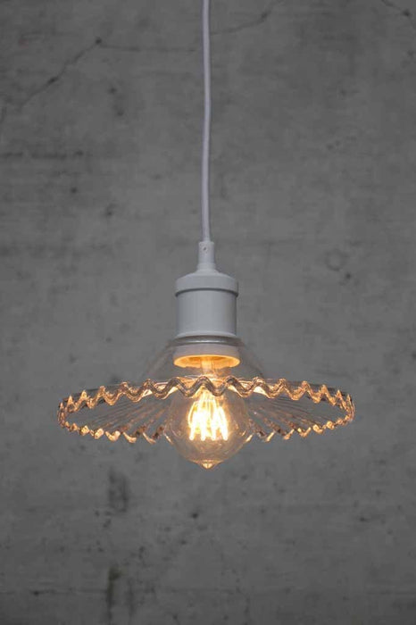 heritage-light-with-white-lampholder
