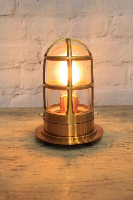 Gold/brass finish table lamp