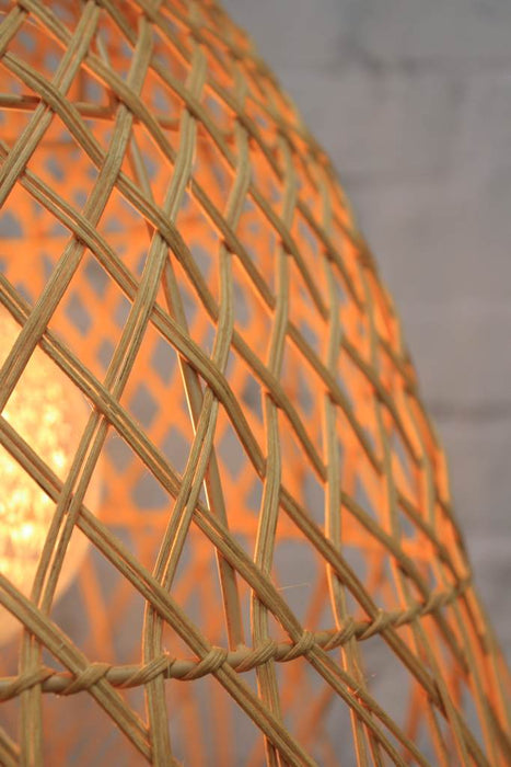 Natural rattan basket shade pendant light