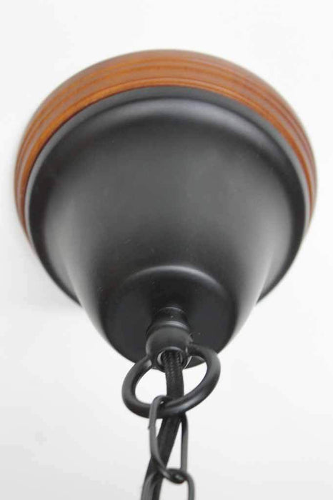 wooden mounting block with black ceiling rose