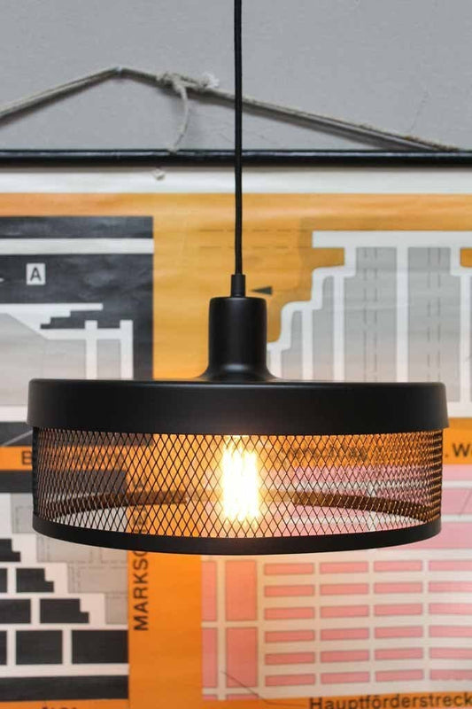 Contemporary feel. two size options large shallow shade or narrow deep shade. matte black finishware