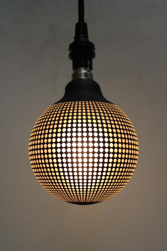 Doted Led 4W B22 Textured Dot LED G125 Round 2700K Bulb – Fat Shack Vintage
