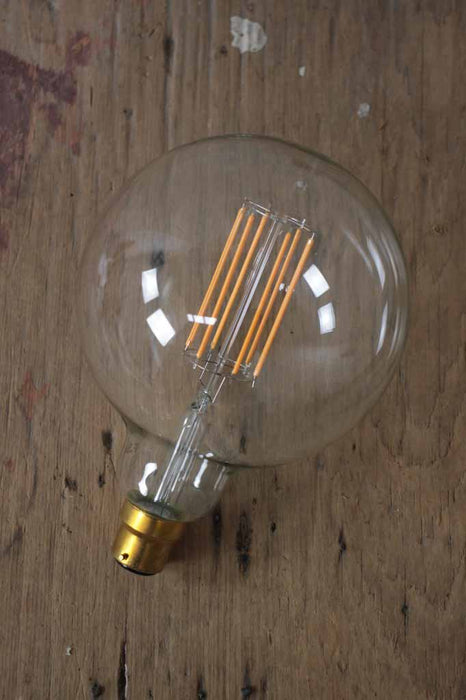LED dimmable bulb with long filaments