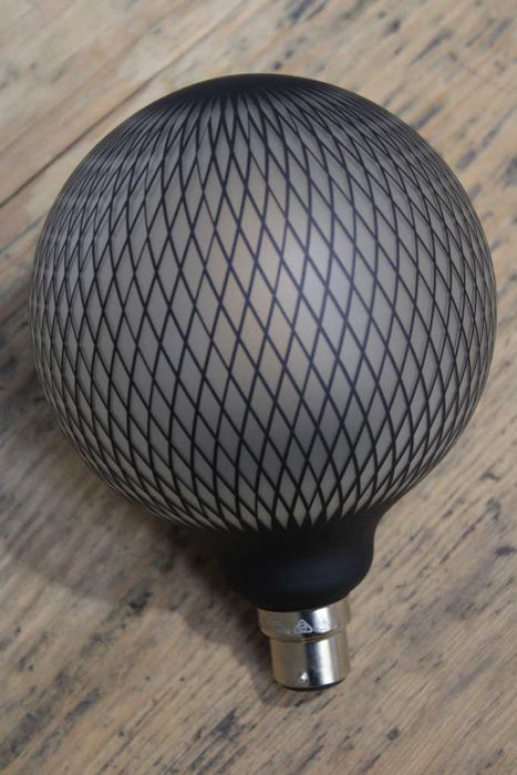 Decorative bulb with net pattern switched off