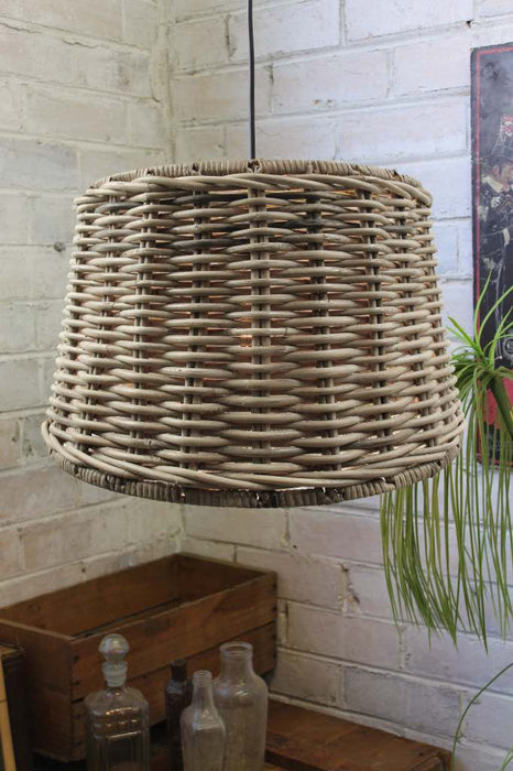 Basket wicker pendant comes in a natural woven cane