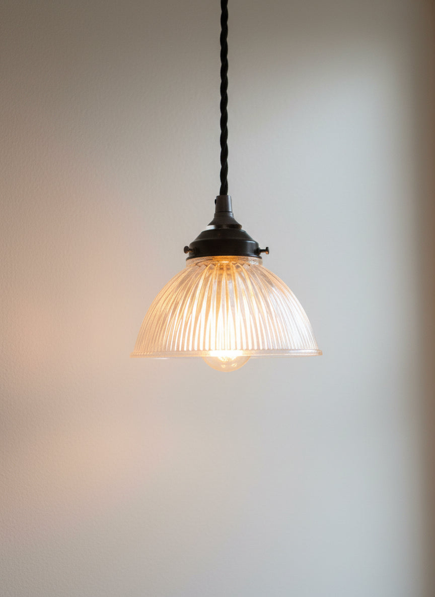 Ribbed glass pendant with black twisted cord