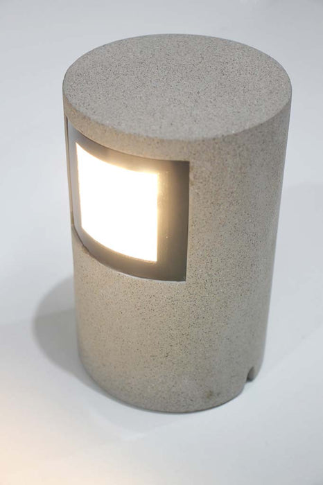 Rotatable concrete wall light