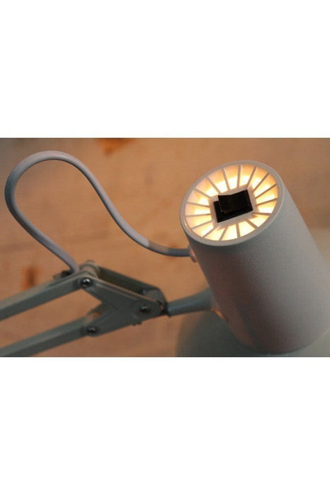Task Lighting Superlux Desk Lamp