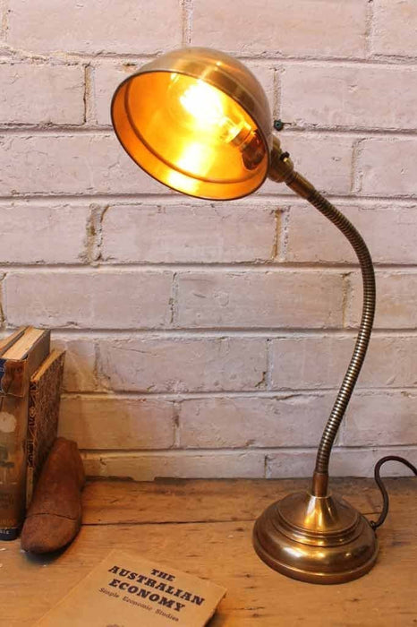 Vintage style bankers lamp metal flexible arm table lamp