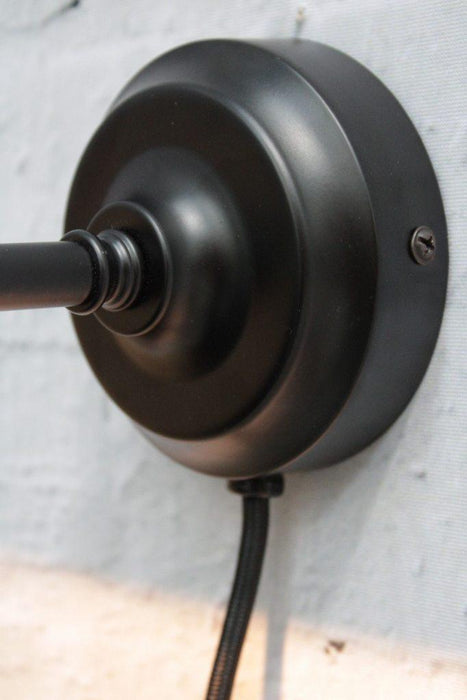 wall mount with cord