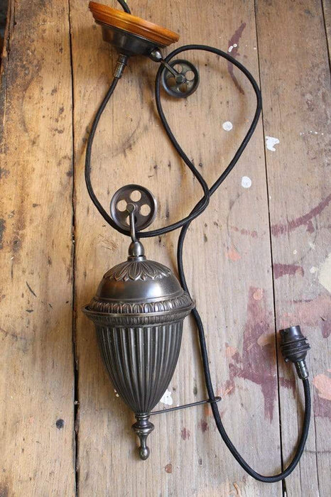 Warehouse pulley light without shdae