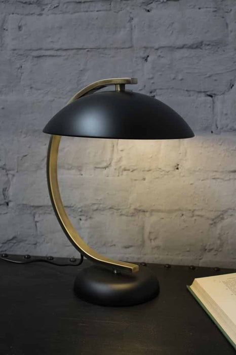 antique-brass-table-lamp