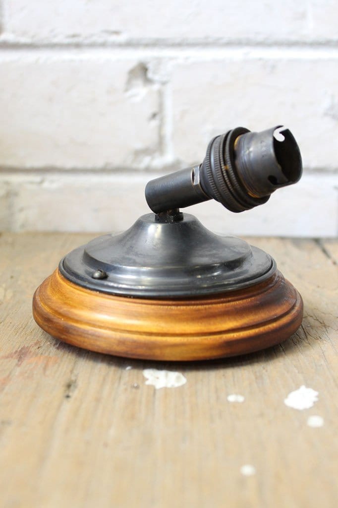Batten holder swivel joint fixture