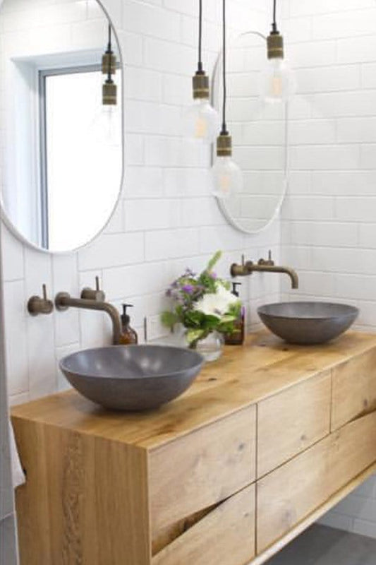Knurled metal lamp holder pendants in bathroom