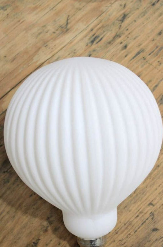 https://www.fatshackvintage.com.au/products/4w-e27-filament-led-g125-waterfall-round-opal-3000k-bulb
