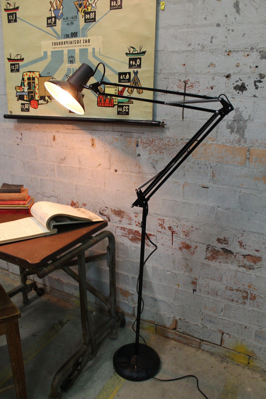 Superlux floor lamp task lighting