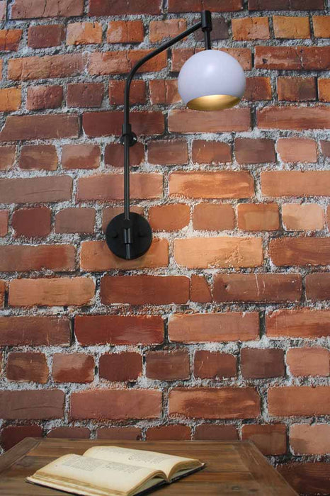 Bulb Wing Arm Wall Lamp with Wall Plug