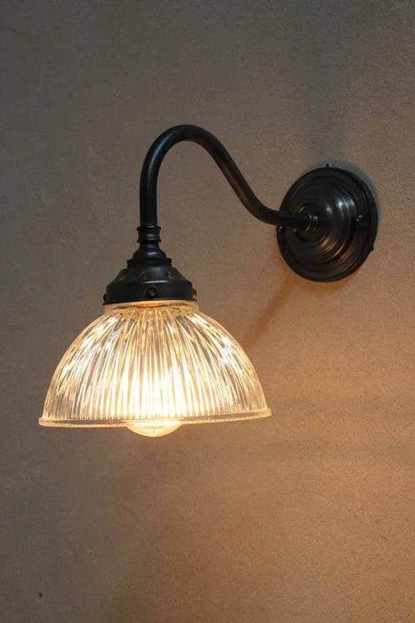Vintage style wall light.  . buy glass lights online.